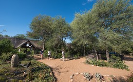 Kambaku Safari Lodge image