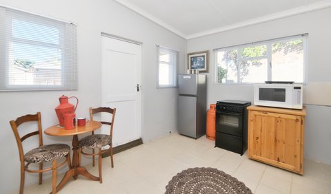 17 Hugo street: Kitchen