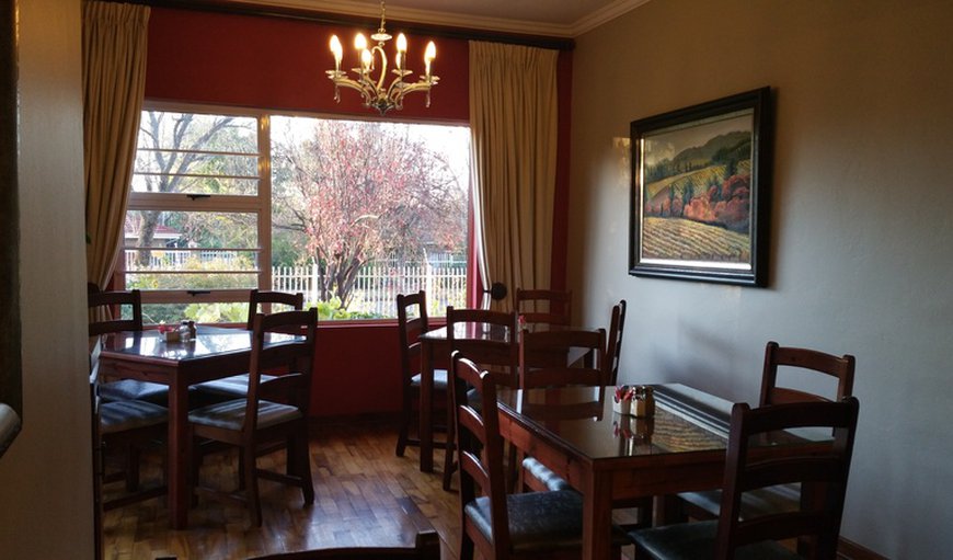 Bayswater Lodge- Although close to good restaurants, a home cooked dinner is available to our regular and long term guests and must be pre-arranged. Bayswater Lodge- Although close to good restaurants, a home cooked dinner is available to our regular and long term guests and must be pre-arranged.