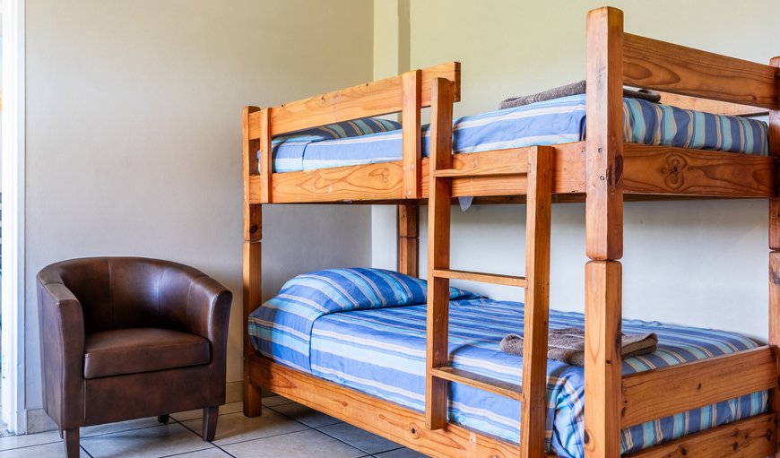 4 Sleeper Flat: Bunked Bed